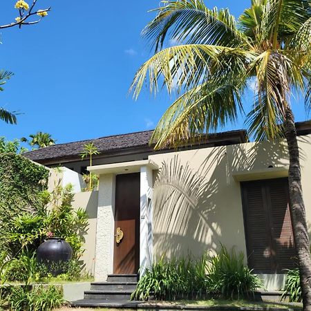 Pradha Villas Seminyak Exterior foto