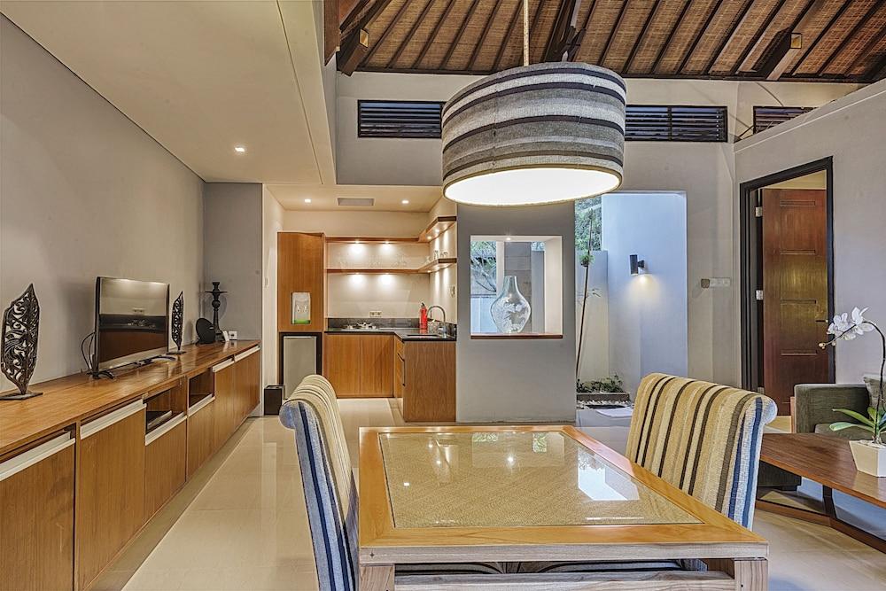 Pradha Villas Seminyak Exterior foto