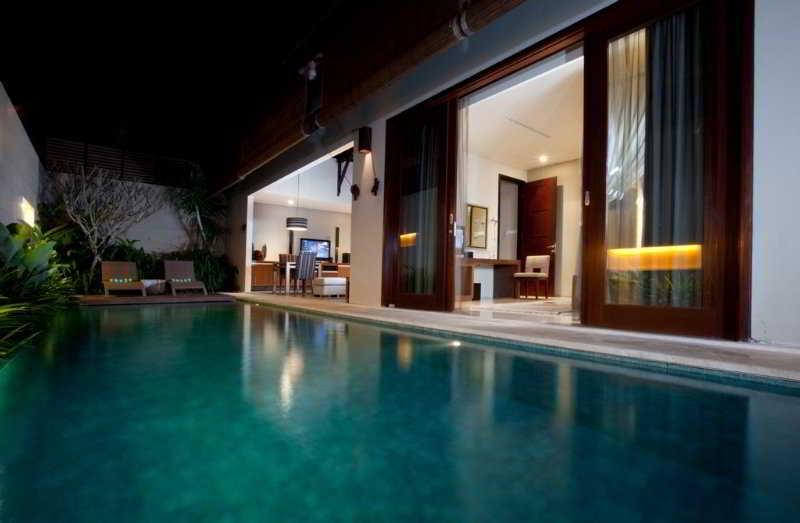 Pradha Villas Seminyak Exterior foto