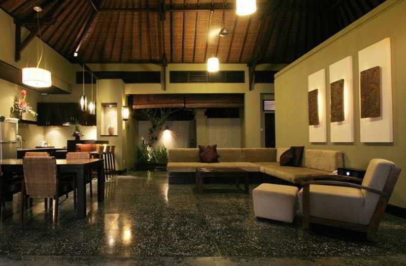 Pradha Villas Seminyak Exterior foto
