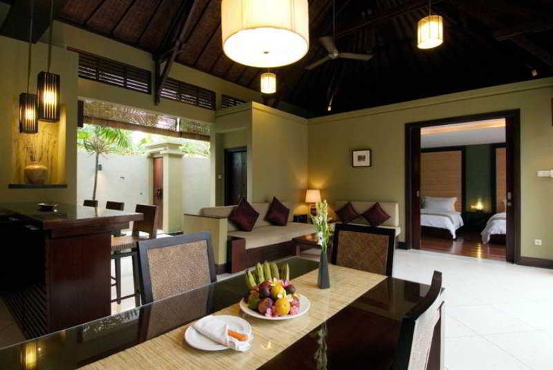 Pradha Villas Seminyak Exterior foto
