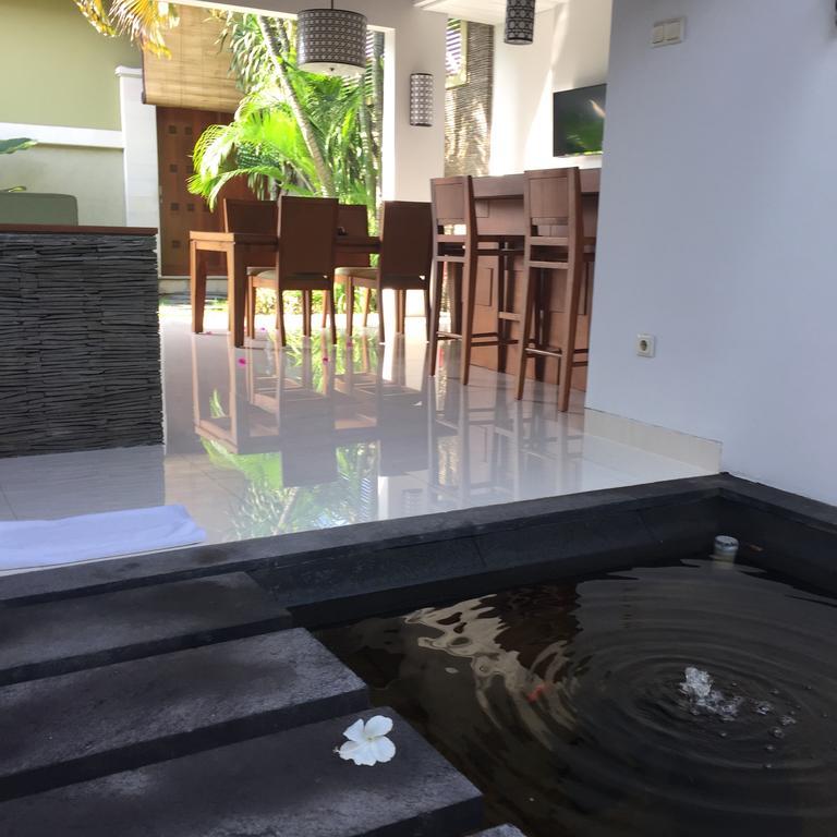 Pradha Villas Seminyak Exterior foto