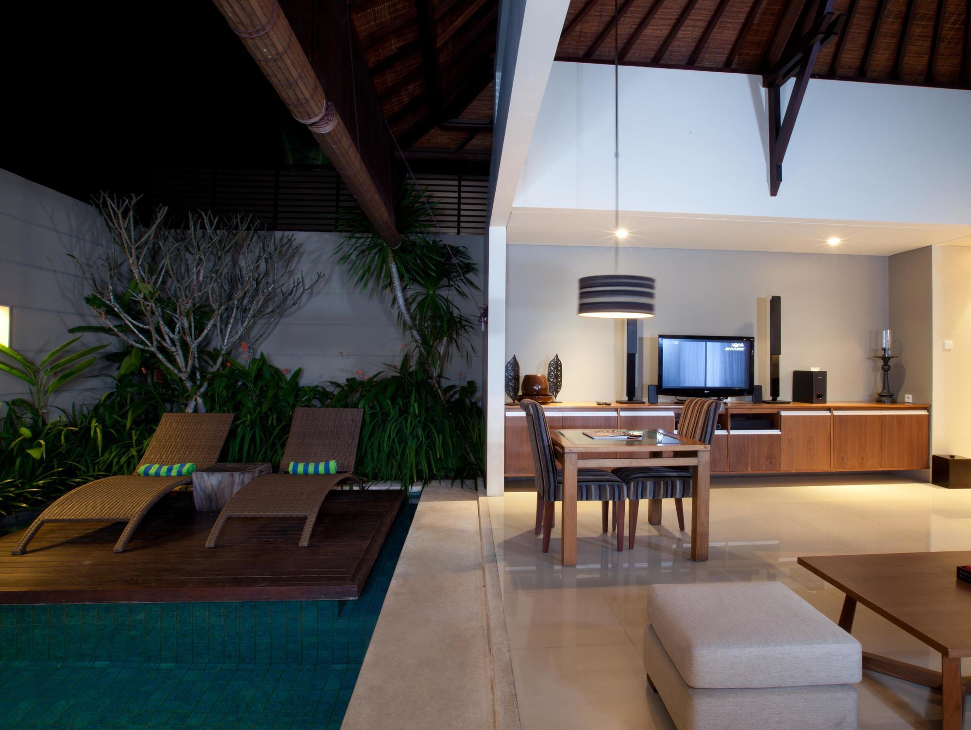 Pradha Villas Seminyak Exterior foto