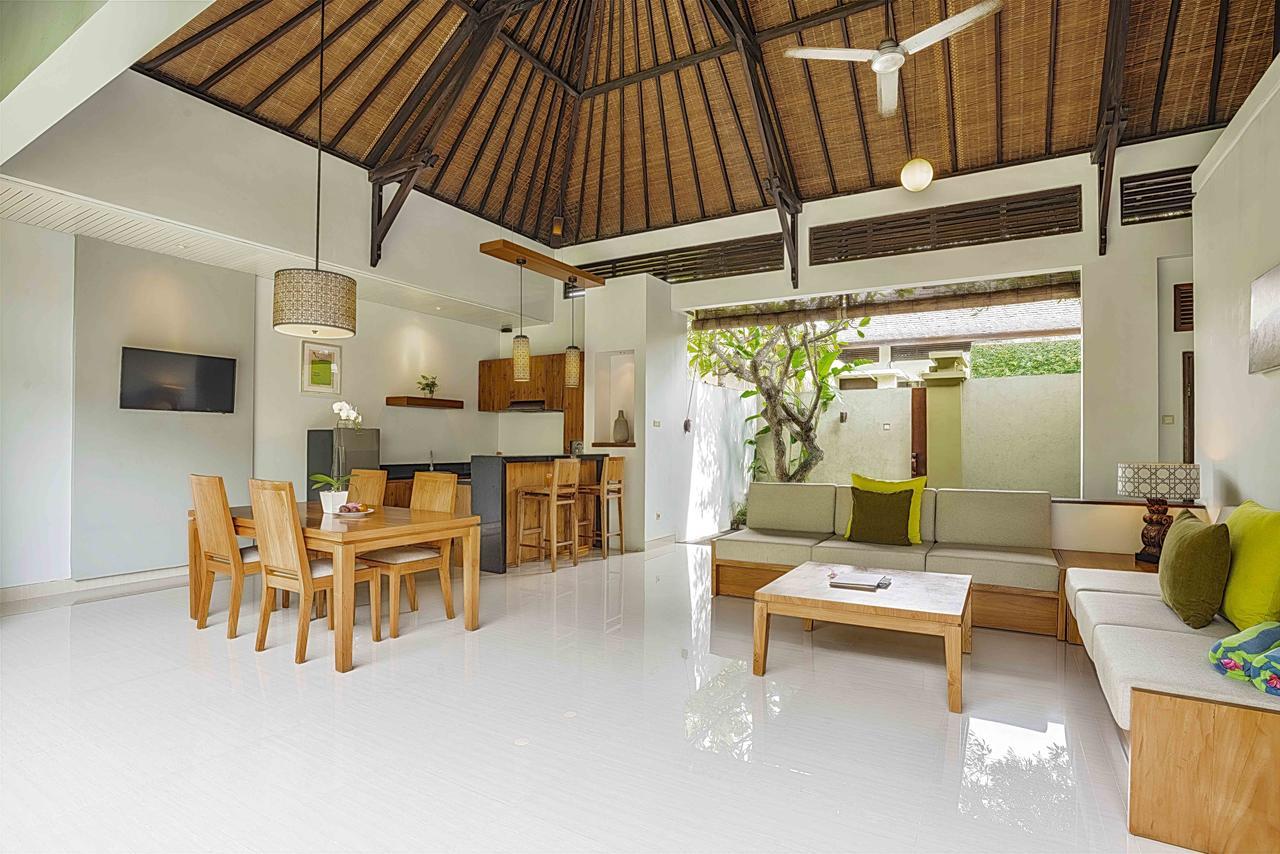 Pradha Villas Seminyak Exterior foto