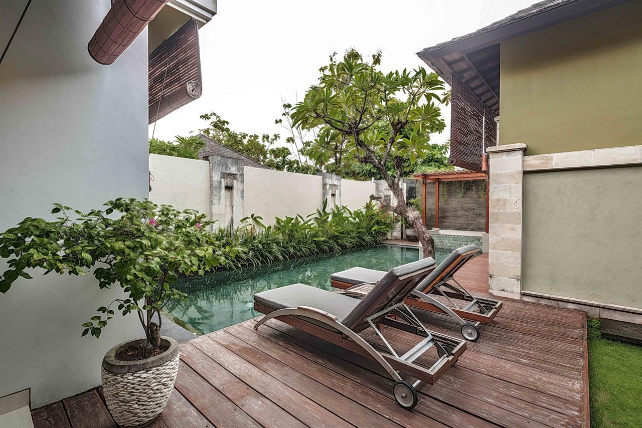 Pradha Villas Seminyak Exterior foto